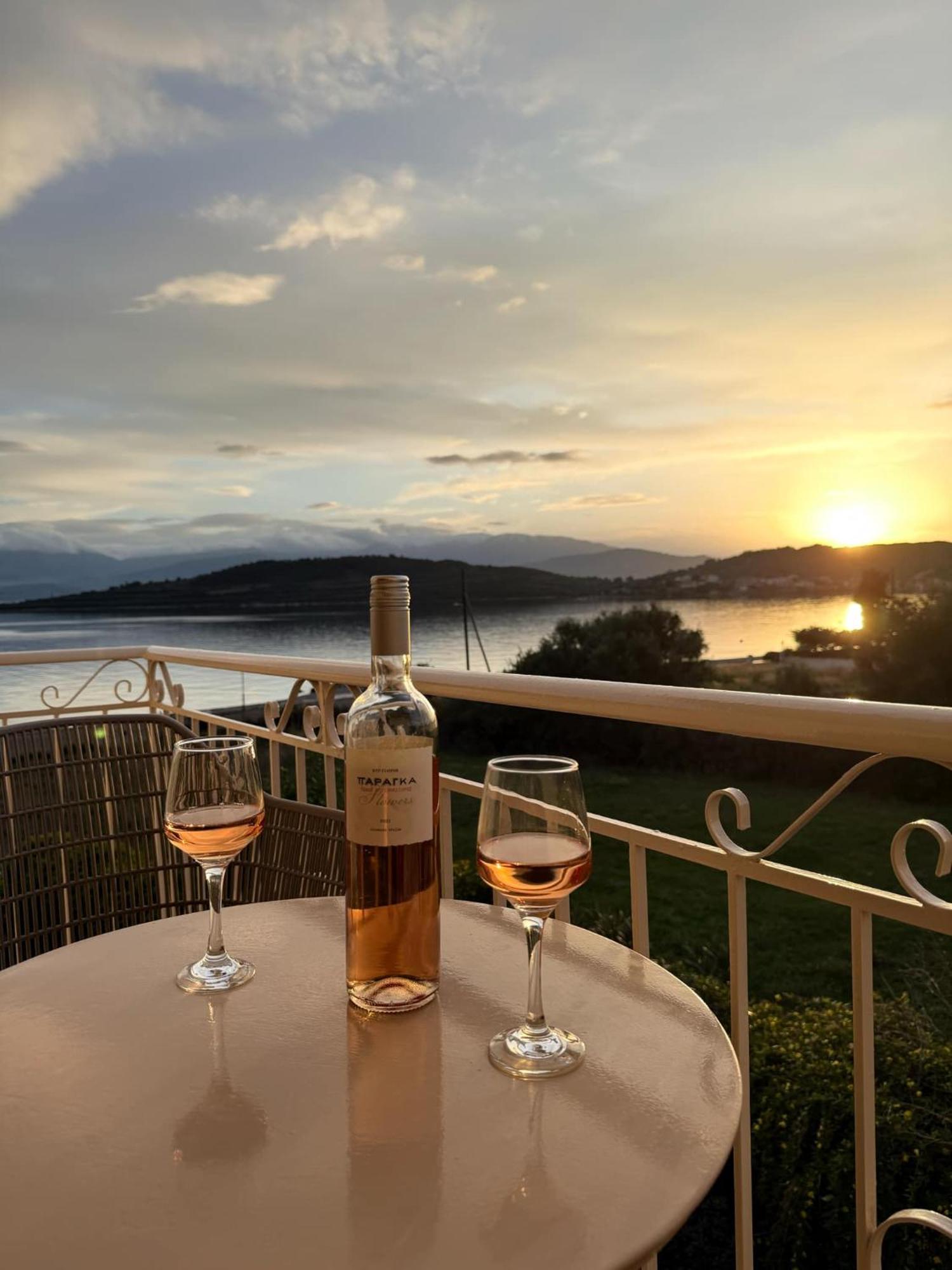 Evita Luxury Apartments Spilia  Екстериор снимка