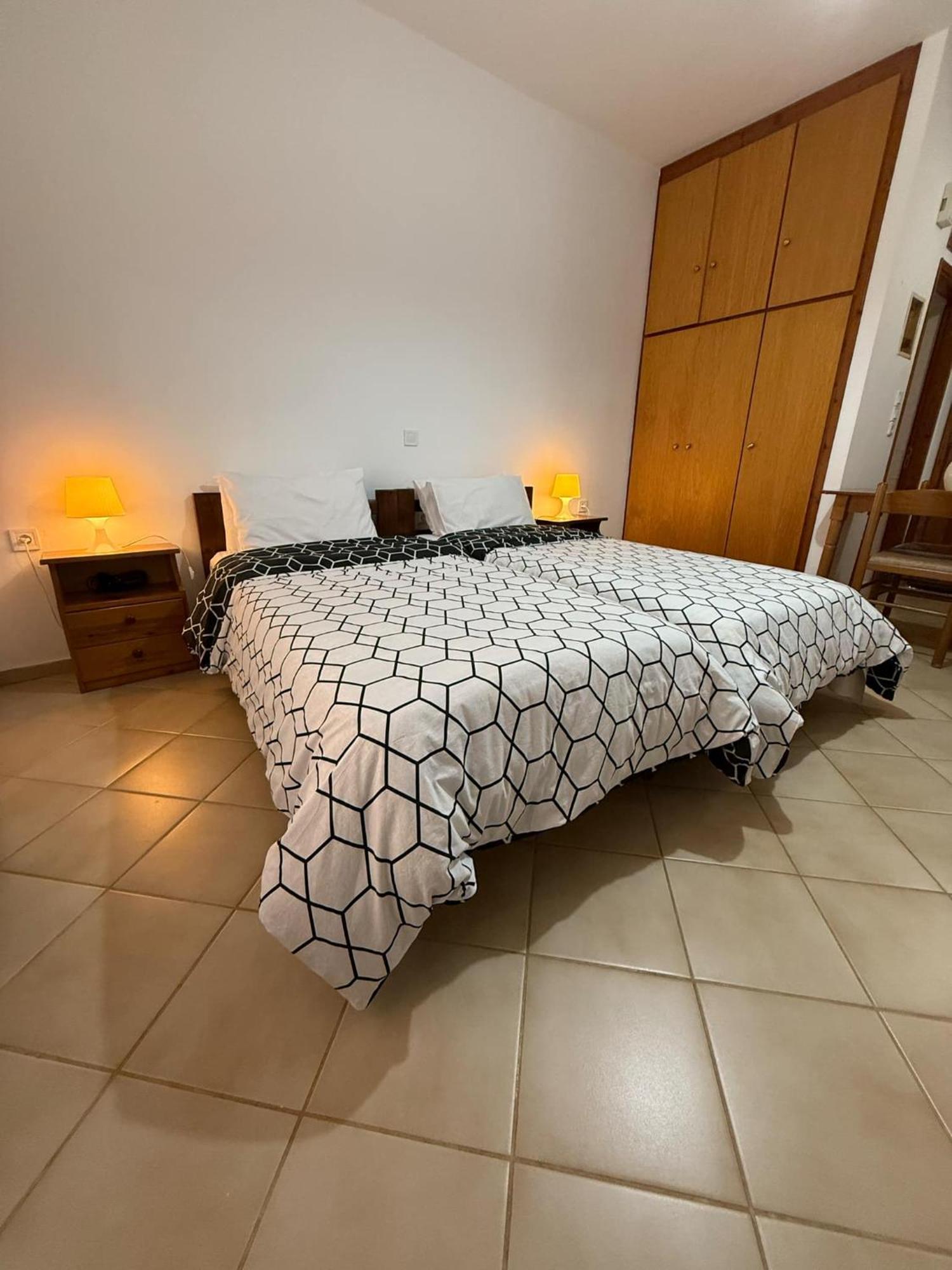 Evita Luxury Apartments Spilia  Екстериор снимка